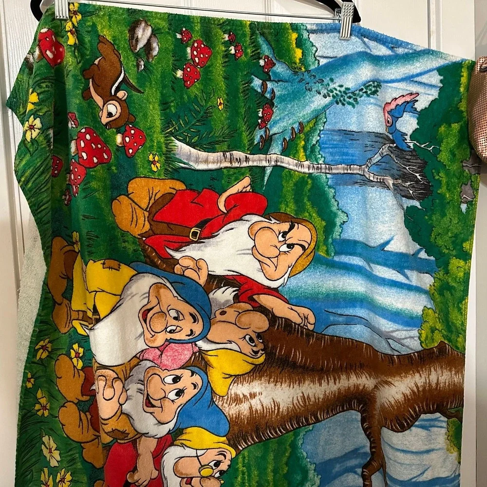 Vintage Disney Snow White Seven Dwarfs Beach Towel 100% Cotton NWOT